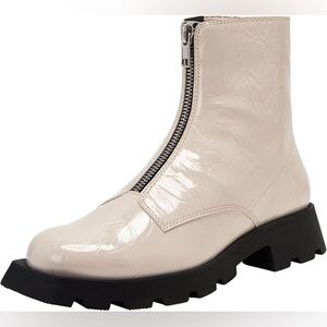 NIB Katy Perry Collections 9.5 The Daarling Combat Boot In Chalk Embossed